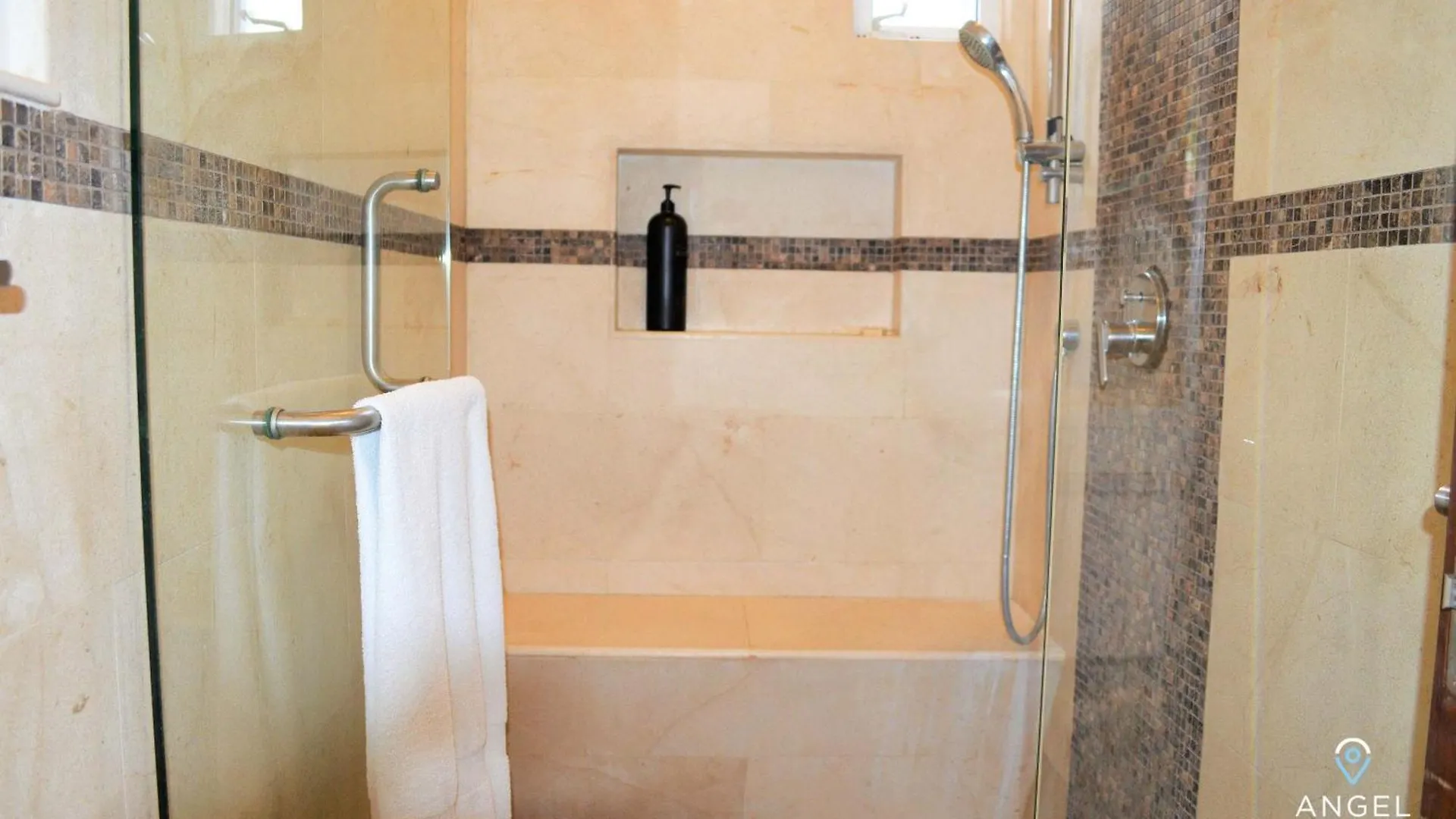 Spacious Ph Private Spa Tub Bbq 3 Mins To Beach Playa del Carmen 0*,  Mexico